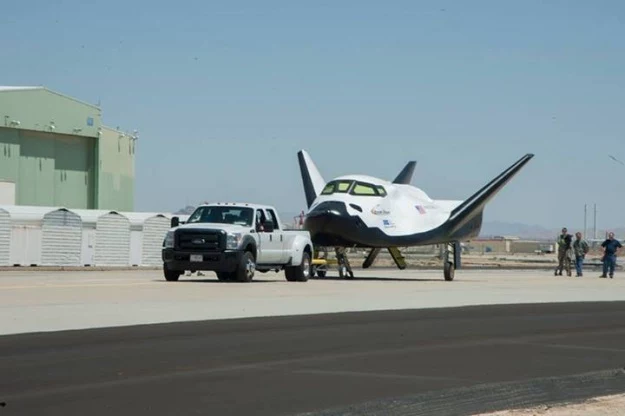 Wahadłowiec Dream Chaser coraz bliżej dziewiczego lotu