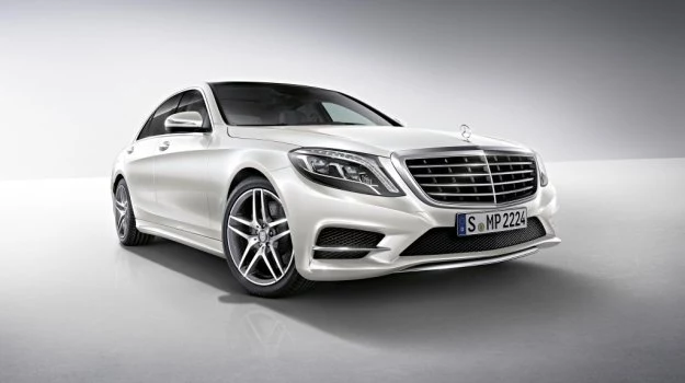 Nowy Mercedes klasy S (W222) z pakietem ospojlerowania AMG