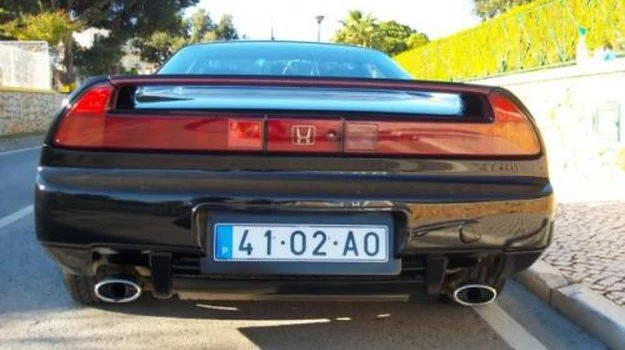 Honda NSX należąca do Ayrtona Senny