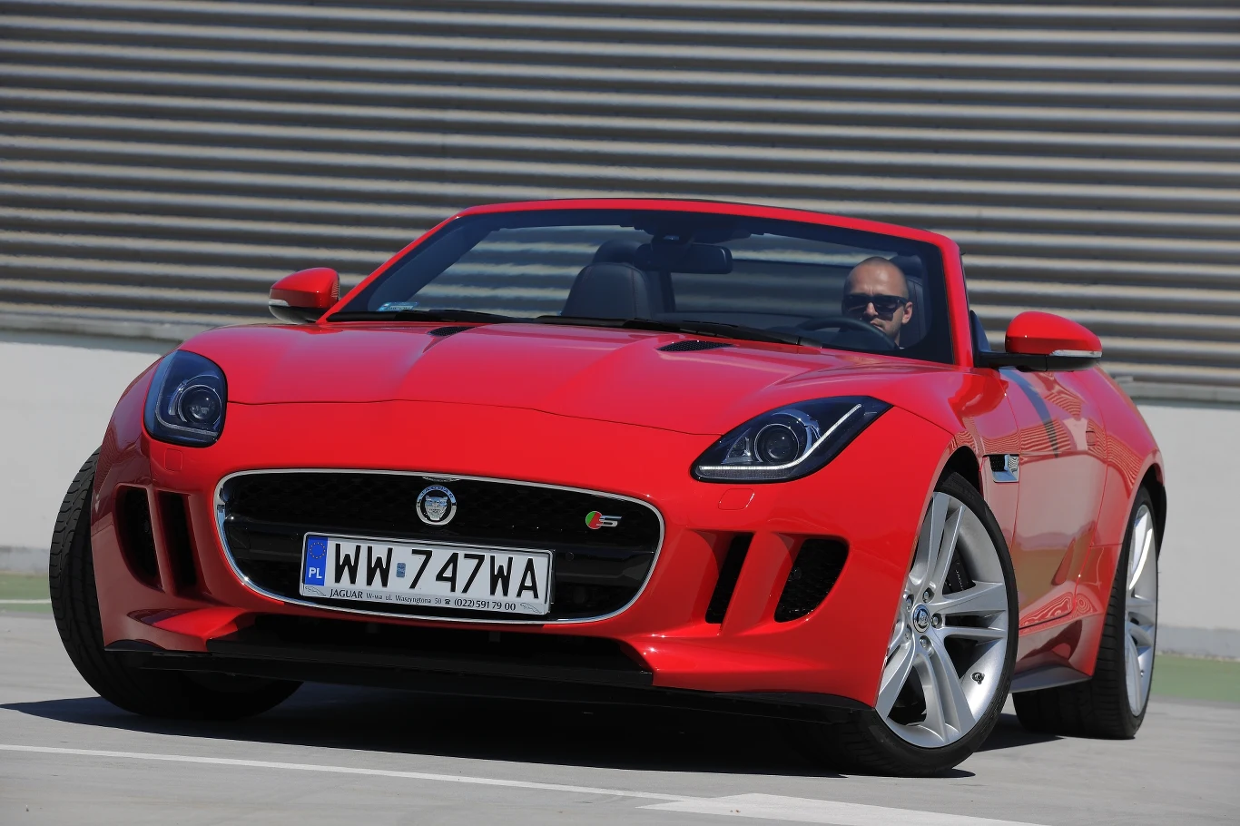 Jaguar F-Type V8 S