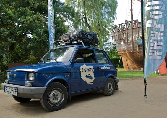 Fiat 126 p, którym Fiedler zamierza dotrzeć do Kapsztadu