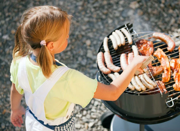 Grillowanie może być dla dziecka świetną zabawa