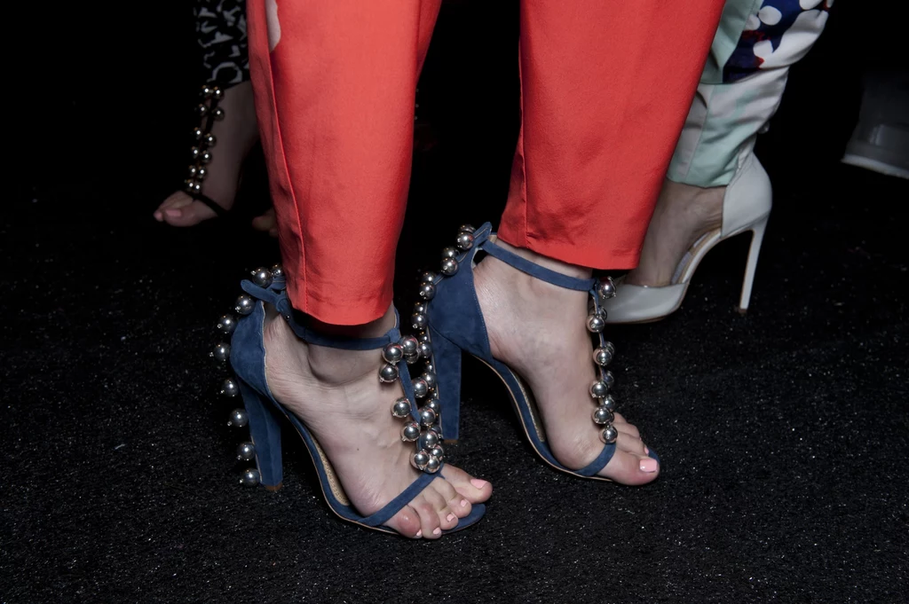Zdjęcia z backstage pokazu kolekcji Diane von Furstenberg wiosna-lato 2013 Zdjęcia z backstage pokazu kolekcji Diane von Furstenberg wiosna-lato 2013