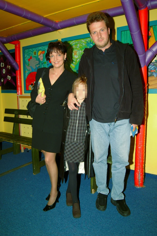 Adrianna Biedrzyńska z córką i mężem Marcinem Miazgą Adrianna Biedrzyńska z córką i mężem Marcinem Miazgą