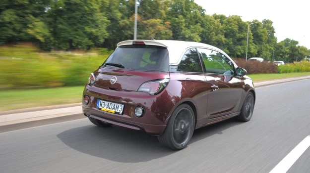 Opel Adam 1.4 Glam Opel Adam 1.4 Glam