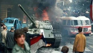 Sowiecki szołg na ulicach Pragi, 21.08.1968