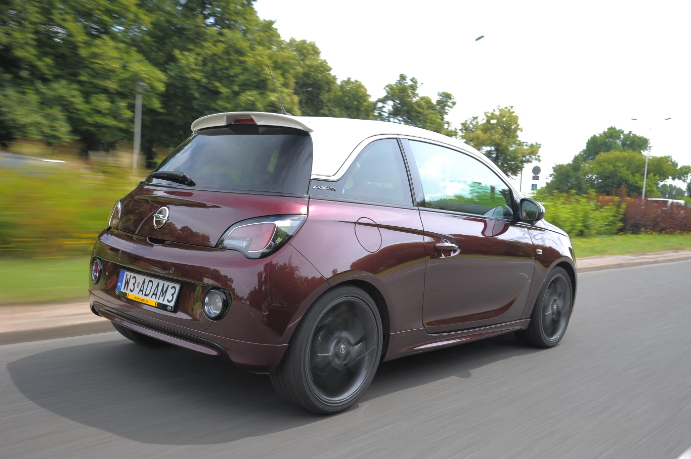 Opel Adam 1.4 Glam Opel Adam 1.4 Glam