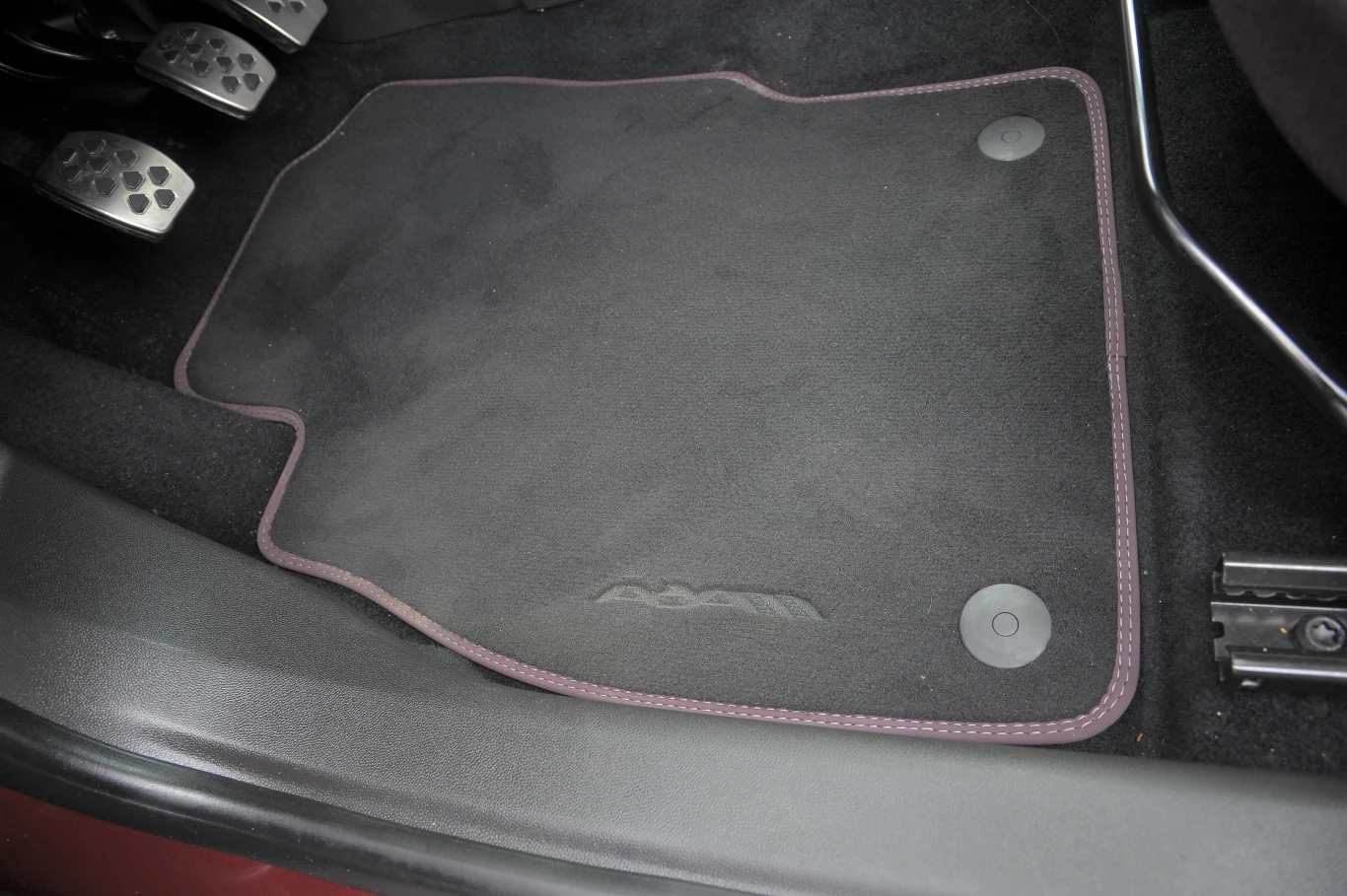 Opel Adam 1.4 Glam Opel Adam 1.4 Glam