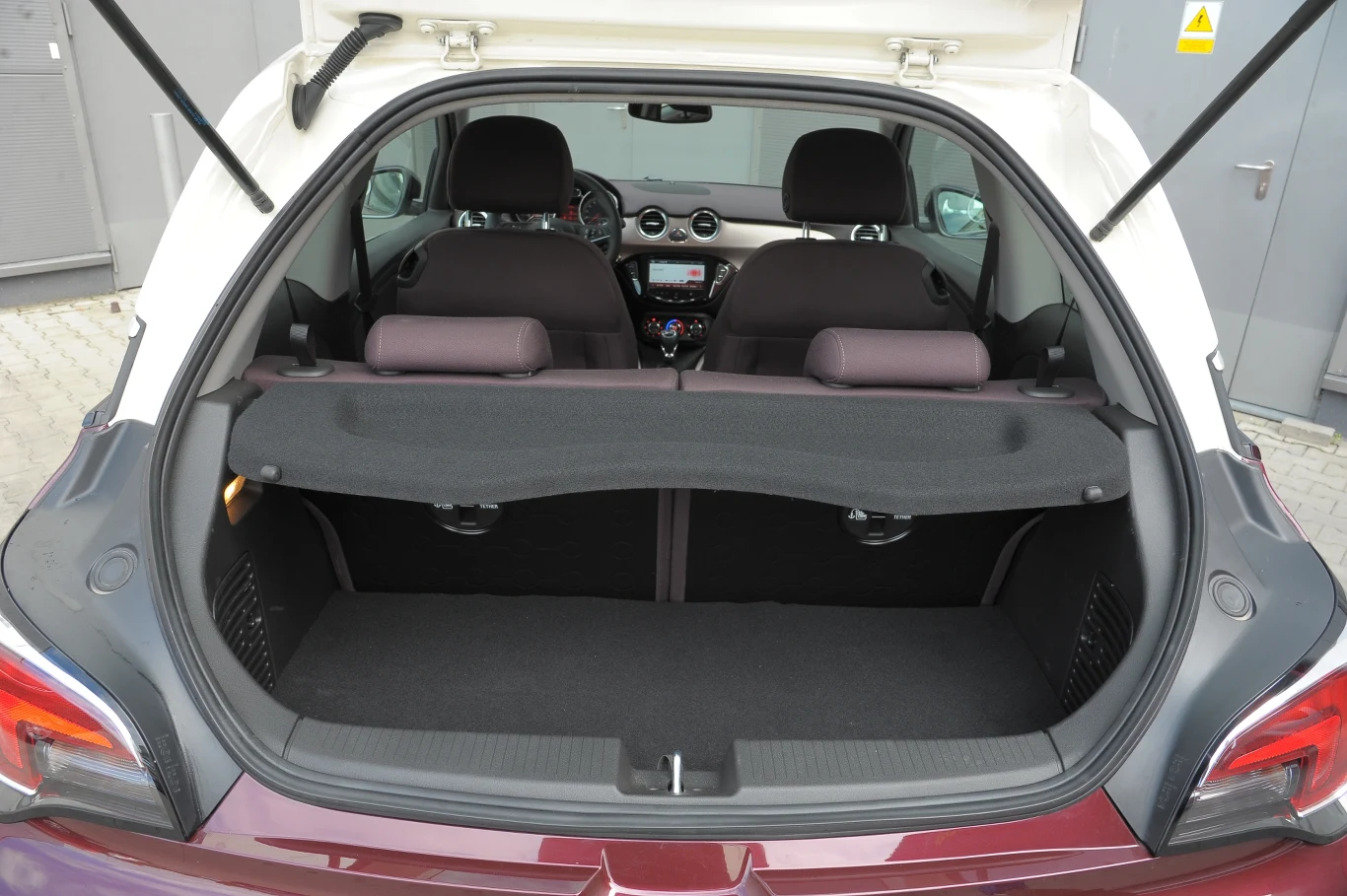 Opel Adam 1.4 Glam Opel Adam 1.4 Glam