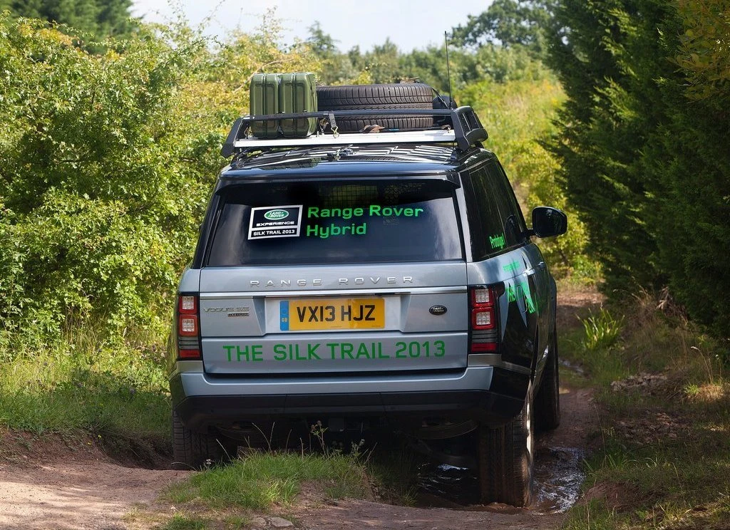 Land Rover Range Rover Hybrid Land Rover Range Rover Hybrid