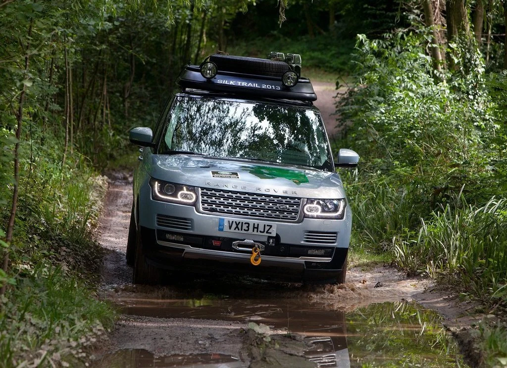 Land Rover Range Rover Hybrid Land Rover Range Rover Hybrid