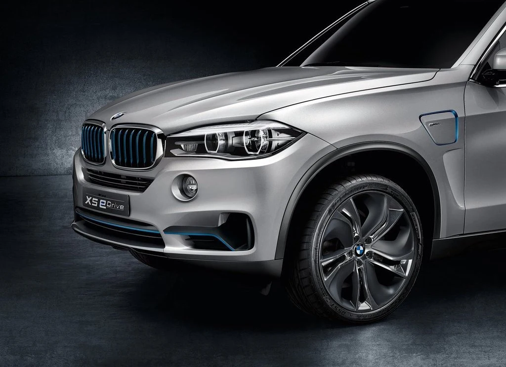 BMW X5 eDrive Concept