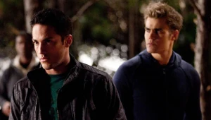 Tyler (Michael Trevino) i Stefan (Paul Wesley)