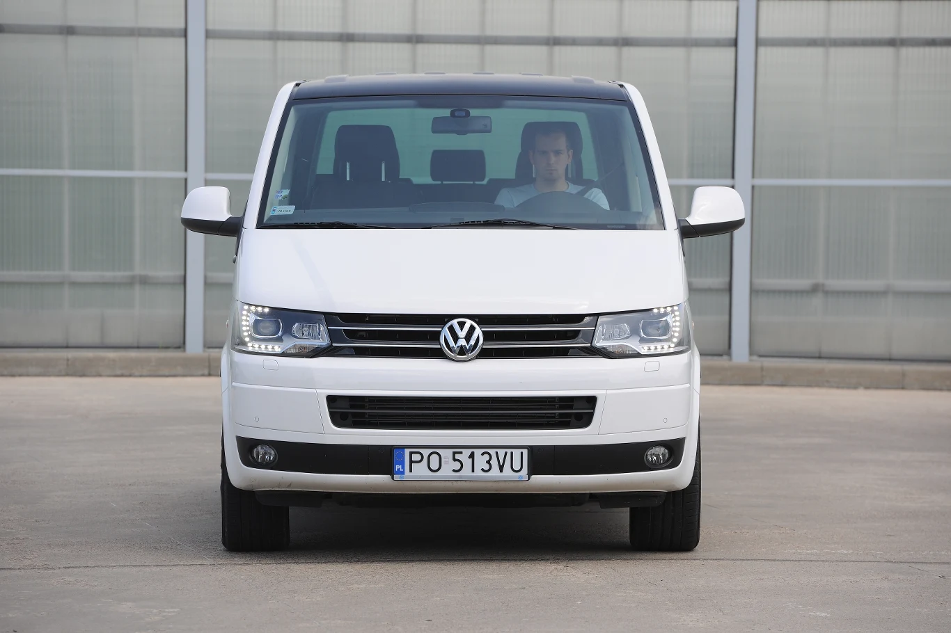Volkswagen Multivan 2.0 BiTDI 4MOTION DSG Edition 25