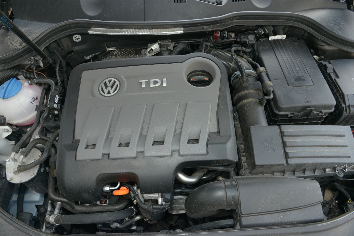 140-konny silnik chętnie wchodzi na obroty, ale zużywa najwięcej paliwa.