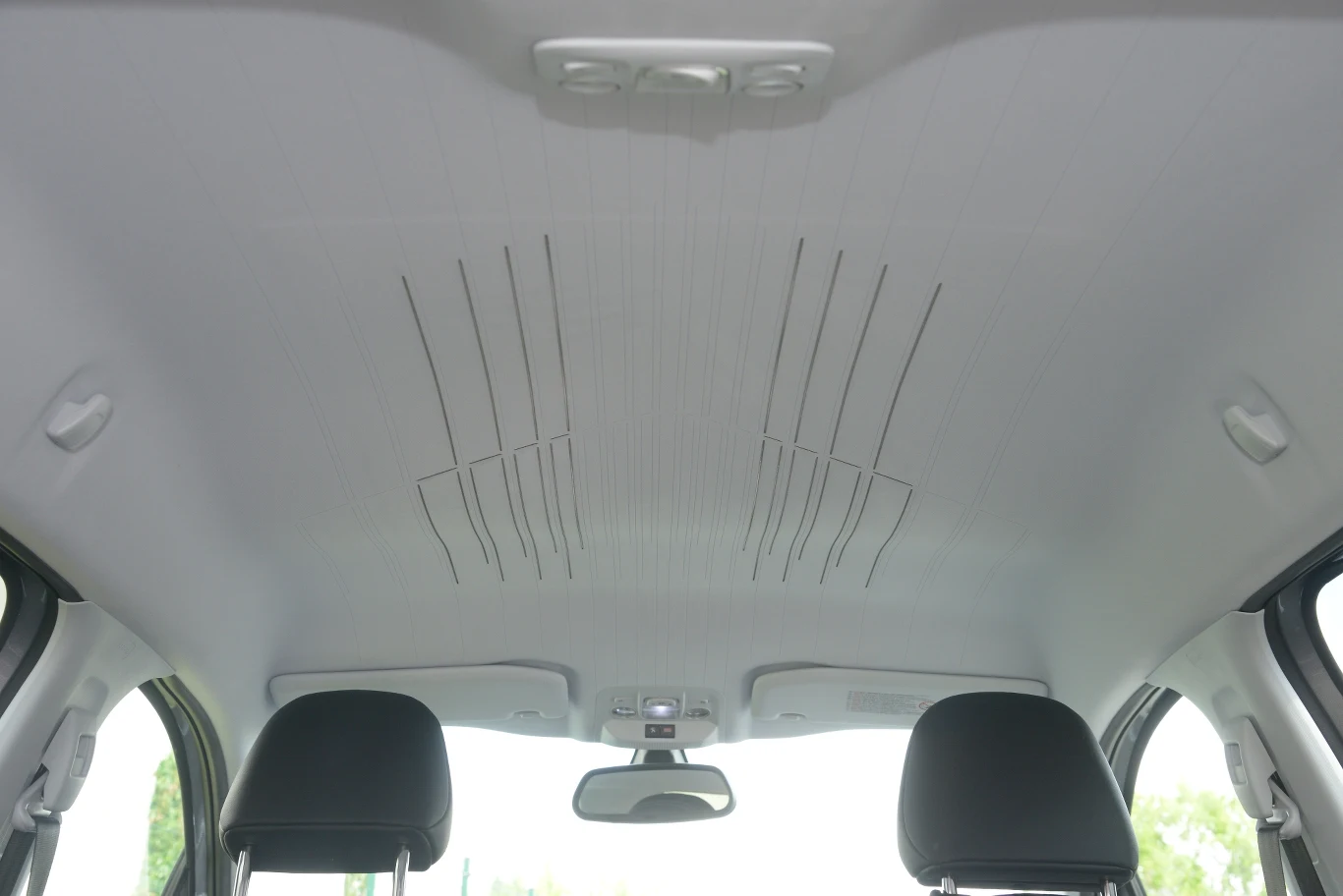 Peugeot 2008 1.2 VTi Allure Peugeot 2008 1.2 VTi Allure