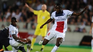 Strzela piłkarz PSG Blaise Matuidi