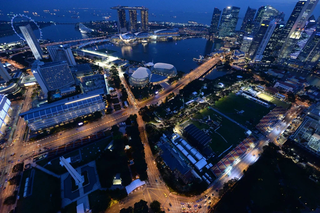 Singapur...