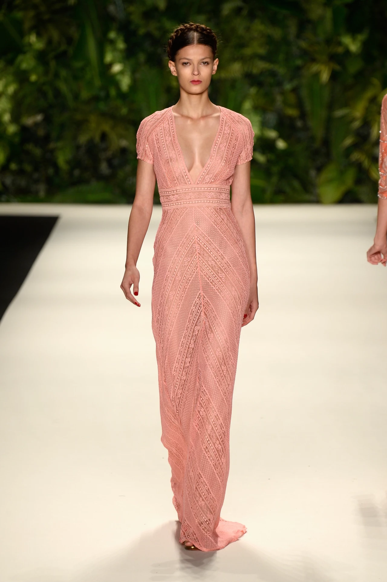 Emilia Nawarecka podczas pokazu Naeem Khan Emilia Nawarecka podczas pokazu Naeem Khan