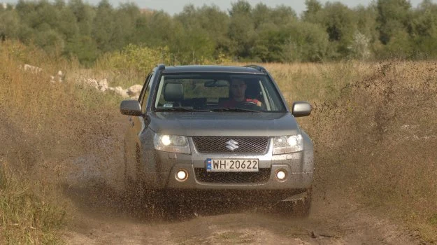 Suzuki Grand Vitara III (2005-) Suzuki Grand Vitara III (2005-)