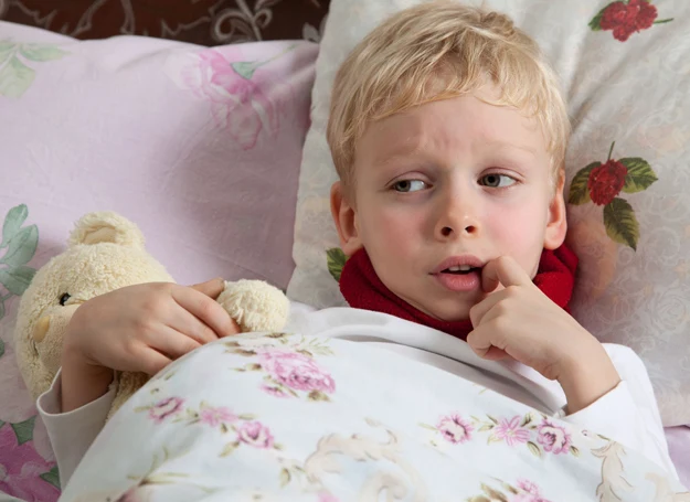 Katar powoduje, że dziecko często budzi się w nocy. Katar powoduje, że dziecko często budzi się w nocy.