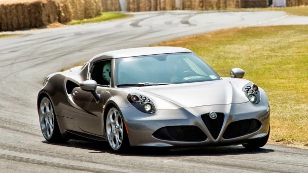 Alfa Romeo 4C podczas tegorocznego Festiwalu Prędkości w Goodwood