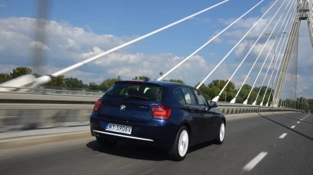 Oznaczenie 114d jest mylące, bo podstawowa „jedynka” ma pod maską silnik 1,6 l.