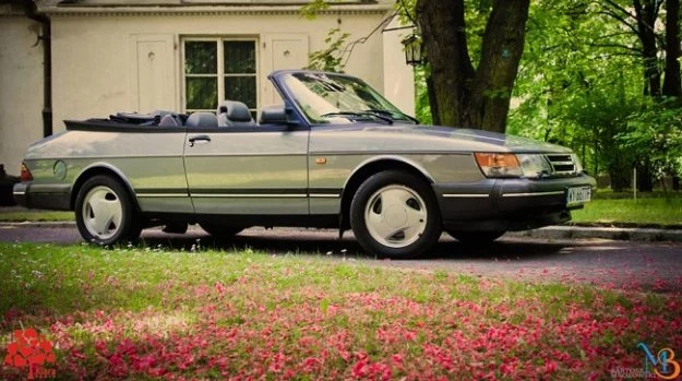 Przeznaczony na aukcję Saab 900 Turbo Cabrio (fot. Bartek Mrozowski)