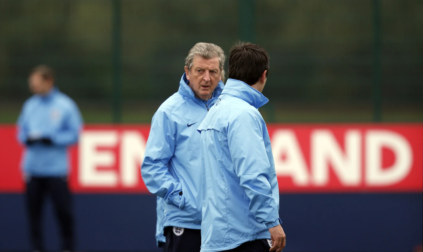 Tak Anglicy szykowali się do bitwy z Polską. Trener Roy Hodgson i Garry Neville.