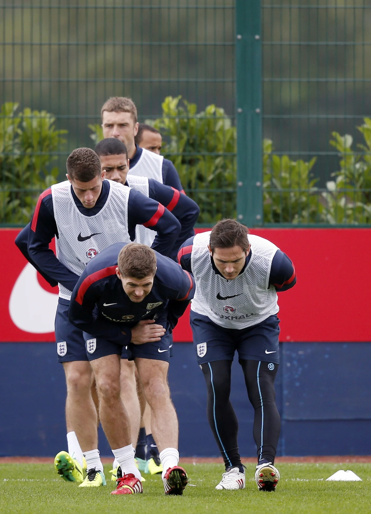 Tak Anglicy szykowali się do bitwy z Polską. Steven Gerrard.