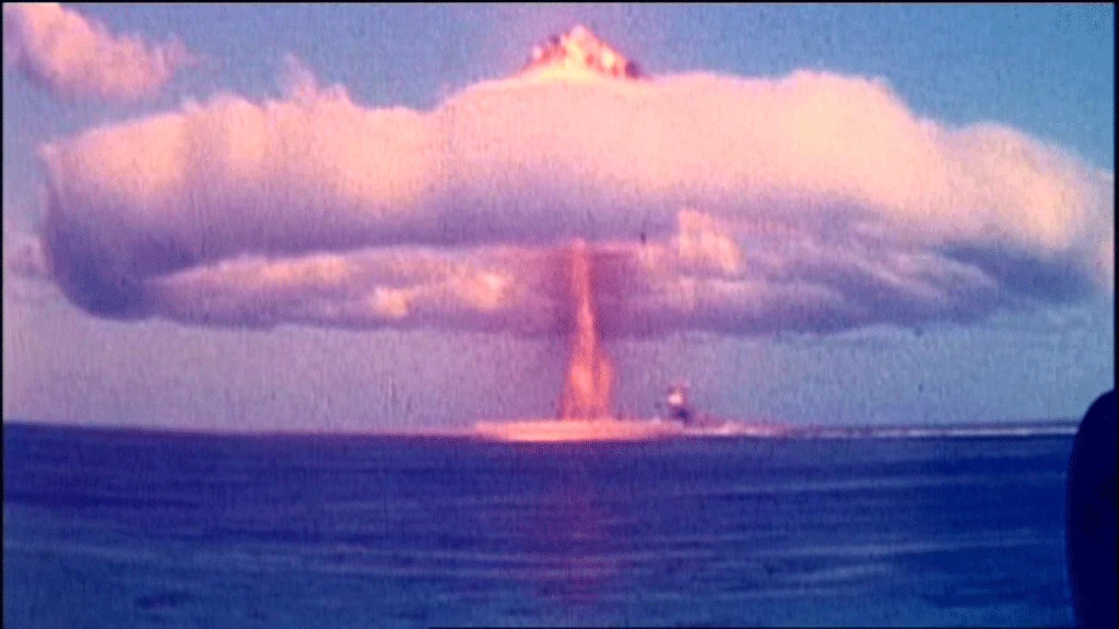 Próba nuklearna na atolu Fangataufa Próba nuklearna na atolu Fangataufa