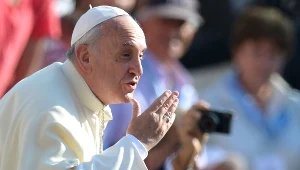 Papież Franciszek wprowadził kolejną zmianę w swej posłudze jako biskupa Rzymu.