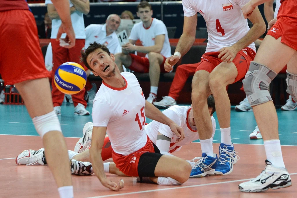 W środku Łukasz Żygadło W środku Łukasz Żygadło