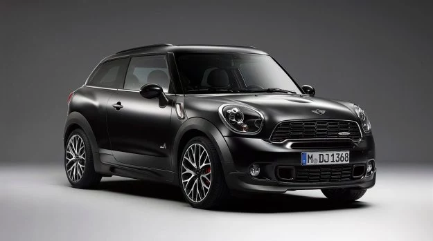 Mini Paceman w kolorze Frozen Black