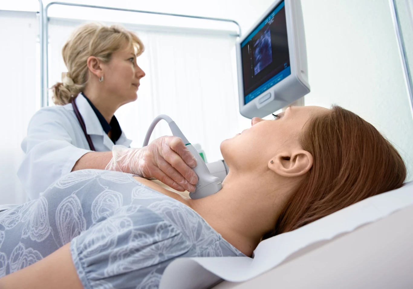 Przyczyną nadczynności gruczołu mogą być tworzące się w nim guzki Przyczyną nadczynności gruczołu mogą być tworzące się w nim guzki