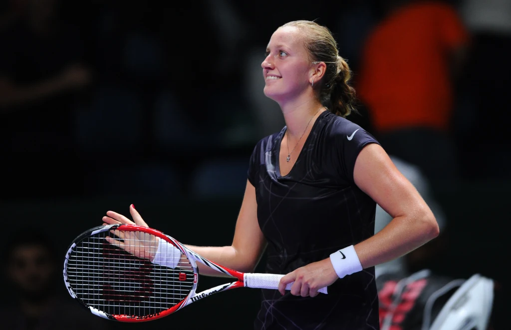 Agnieszka Radwańska od porażki rozpoczęła we wtorek udział w kończącym sezon turnieju WTA Championships w Stambule (z pulą nagród 6 mln dol.). Polka przegrała w meczu Grupy Czerwonej z Czeszką Petrą Kvitovą (nr 5.) 4:6, 4:6