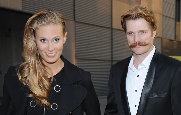 Julia Pietrucha, Ian Dow Julia Pietrucha, Ian Dow