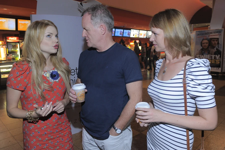 Iza z tatą i macochą Iza z tatą i macochą