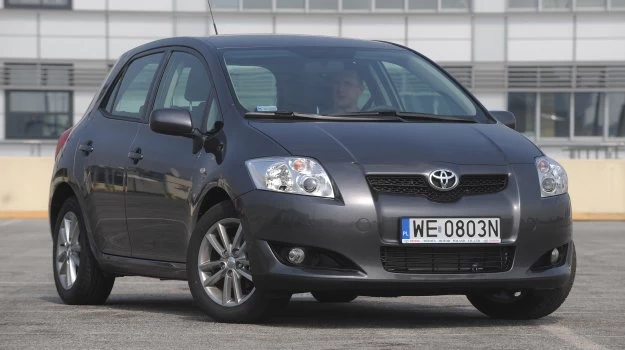 Toyota Auris sprzed liftingu (2007-2010)