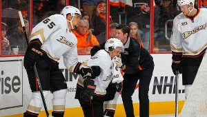 Teemu Selanne będzie pauzował przez dwa tygodnie