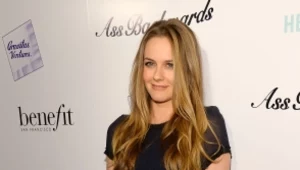 Alicia Silverstone: Z każdym rokiem wygląda coraz lepiej!    