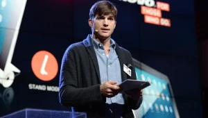 Ashton Kutcher udzielał będzie porad z zakresu szeroko pojętego show-biznesu. 35-letni aktor podpowiadał będzie m.in. jak odnieść sukces w branży filmowej.