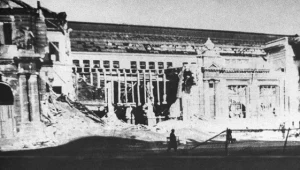 Zburzony Dworzec Główny we Lwowie