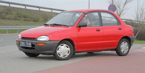 Mazda 121 DB (1990-1996)