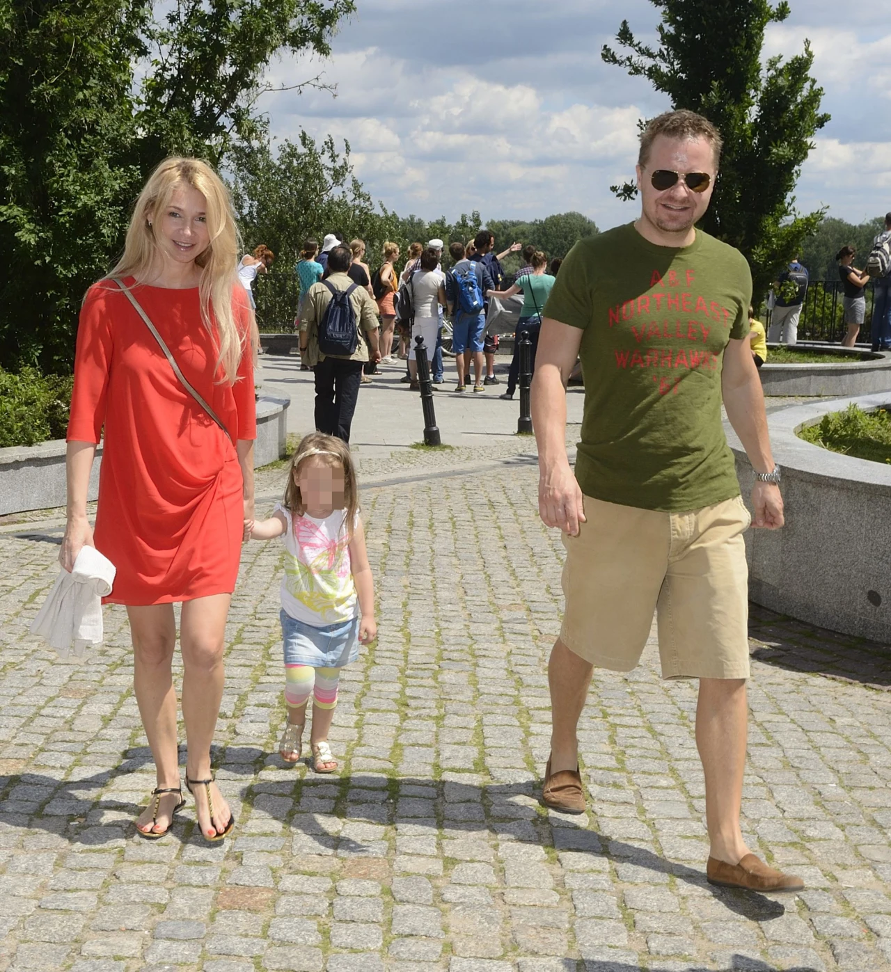 Ewa Pacuła z partnerem Maćkiem i córką Zuzanną Ewa Pacuła z partnerem Maćkiem i córką Zuzanną