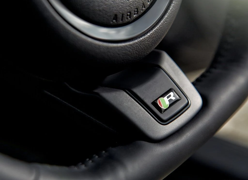 Jaguar F-Type R Coupe