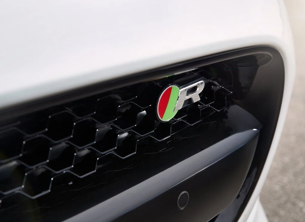 Jaguar F-Type R Coupe