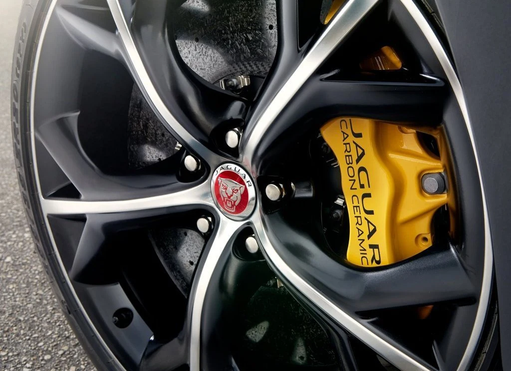 Jaguar F-Type R Coupe