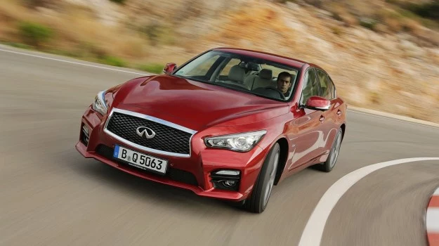 Infiniti Q50 2.0t