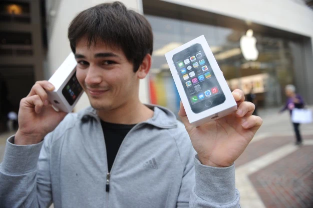 Kolejny iPhone będzie wyraźnie większy od modelu 5s Kolejny iPhone będzie wyraźnie większy od modelu 5s